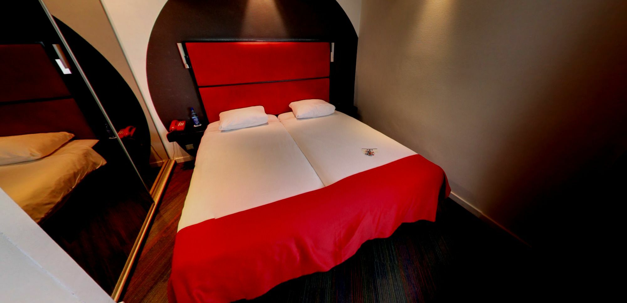 Hotel Arlon Eksteriør bilde